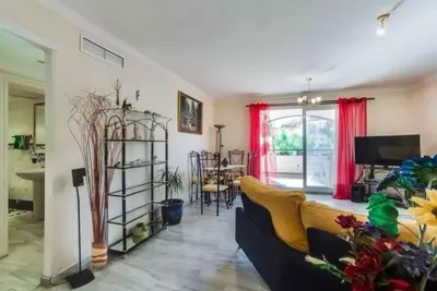 Middle Floor Apartment in Marbella