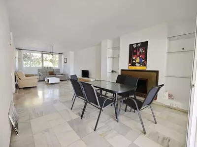 Ground Floor Apartment in Marbella