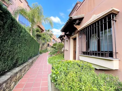 Semi-Detached House in Estepona