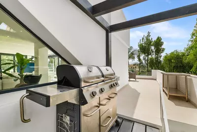 Detached Villa in Nueva Andalucía