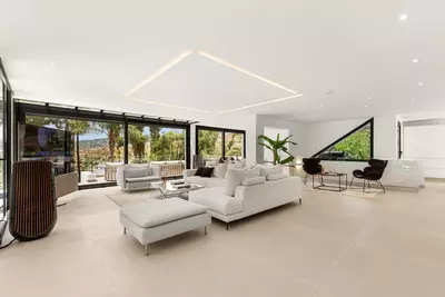 Detached Villa in Nueva Andalucía