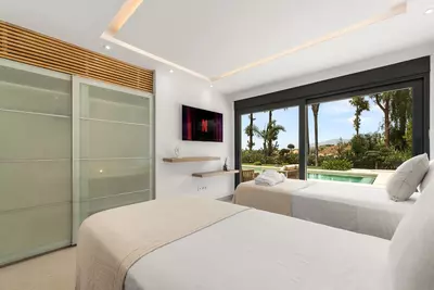 Detached Villa in Nueva Andalucía