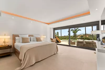 Detached Villa in Nueva Andalucía