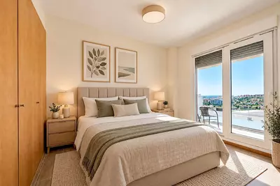 Middle Floor Apartment in Estepona
