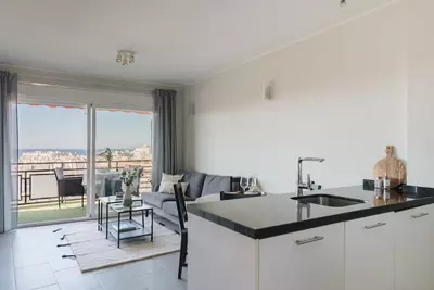 Middle Floor Apartment in Marbella