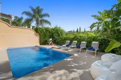 Semi-Detached House in Puerto Banús