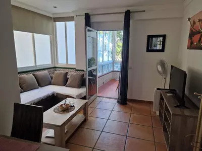 Middle Floor Apartment in Estepona