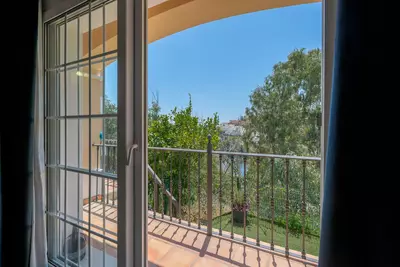 Semi-Detached House in Nueva Andalucía
