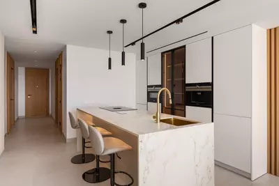 Middle Floor Apartment in Nueva Andalucía
