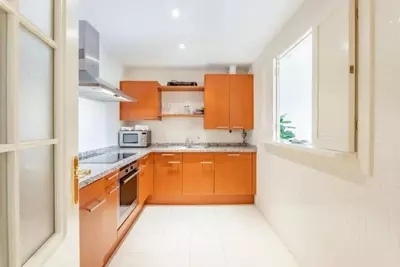 Middle Floor Apartment in Marbella