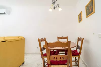 Middle Floor Apartment in Estepona