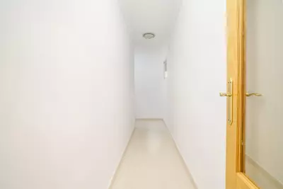 Middle Floor Apartment in Estepona