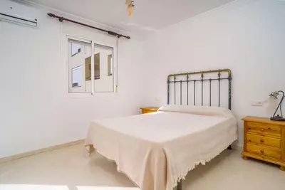 Middle Floor Apartment in Estepona