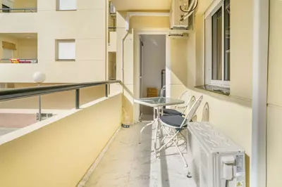 Middle Floor Apartment in Estepona