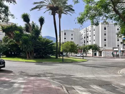 Middle Floor Apartment in Estepona