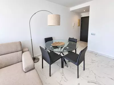 Middle Floor Apartment in Nueva Andalucía