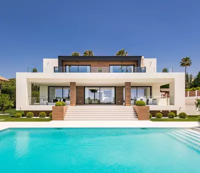 Detached Villa in Nueva Andalucía