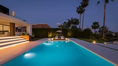 Detached Villa in Nueva Andalucía