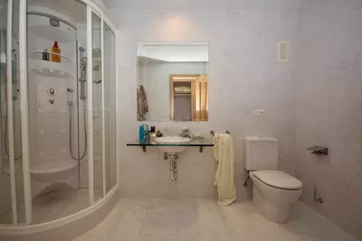 Middle Floor Apartment in Estepona