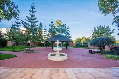 Middle Floor Apartment in Estepona