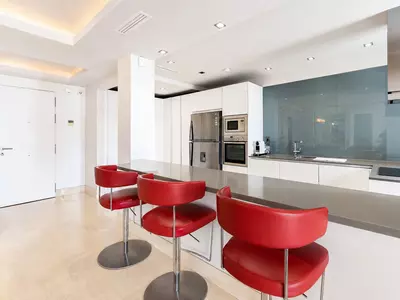 Middle Floor Apartment in Benahavís
