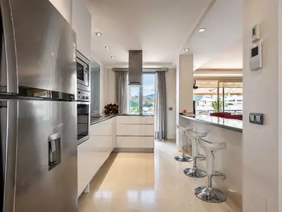 Middle Floor Apartment in Benahavís