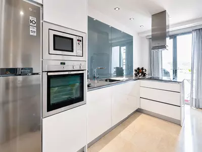 Middle Floor Apartment in Benahavís