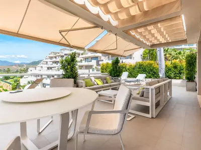 Middle Floor Apartment in Benahavís