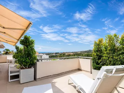 Middle Floor Apartment in Benahavís