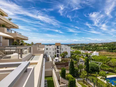 Middle Floor Apartment in Benahavís