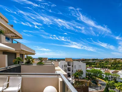 Middle Floor Apartment in Benahavís
