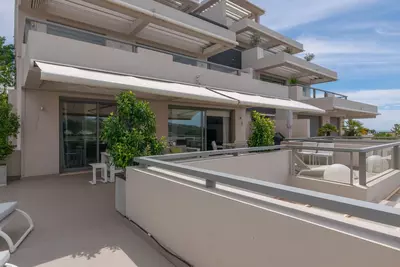 Middle Floor Apartment in Benahavís