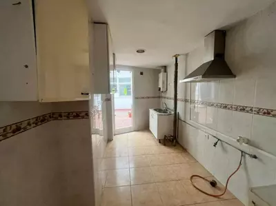 Middle Floor Apartment in Estepona