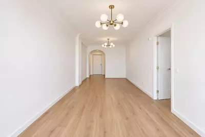 Middle Floor Apartment in Estepona