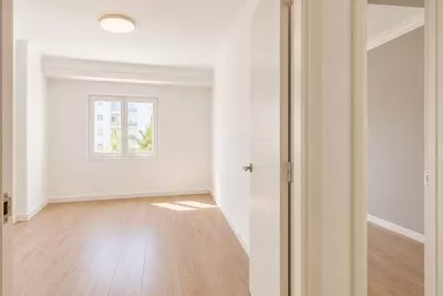 Middle Floor Apartment in Estepona