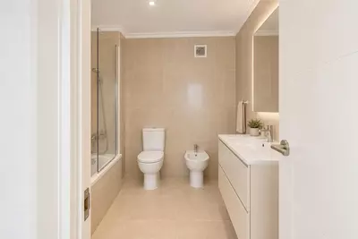 Middle Floor Apartment in Estepona