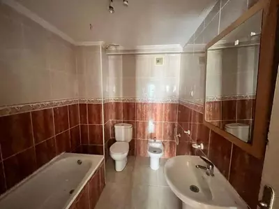 Middle Floor Apartment in Estepona