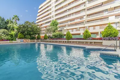 Middle Floor Apartment in Marbella
