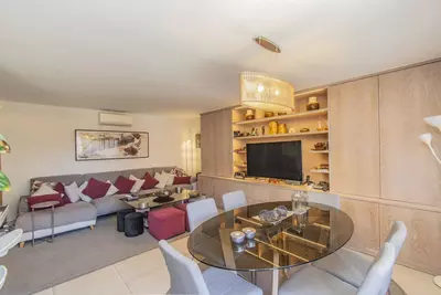 Middle Floor Apartment in Marbella