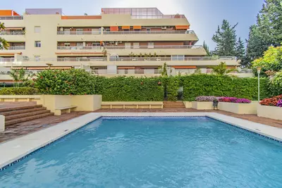 Middle Floor Apartment in Marbella
