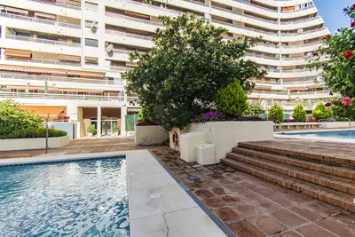 Middle Floor Apartment in Marbella