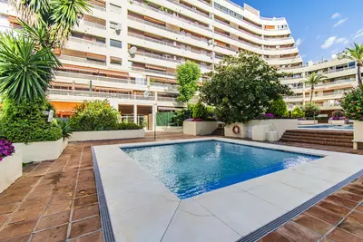 Middle Floor Apartment in Marbella