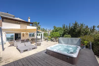 Detached Villa in Estepona