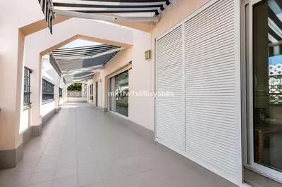 Middle Floor Apartment in Marbella