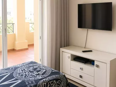 Middle Floor Apartment in Bel Air