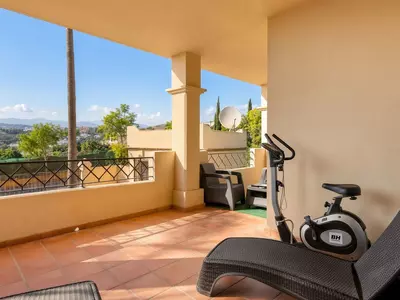 Middle Floor Apartment in Bel Air