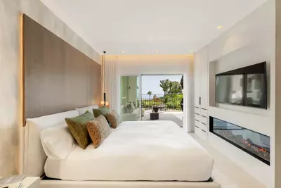 Middle Floor Apartment in Estepona