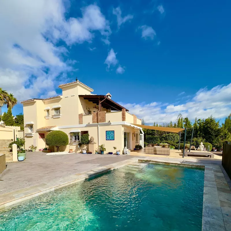 Detached Villa in Estepona
