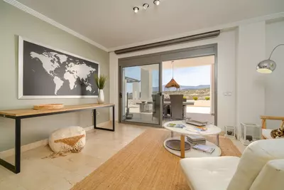Middle Floor Apartment in Benahavís