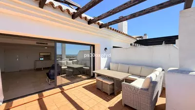 Penthouse in Casares Playa